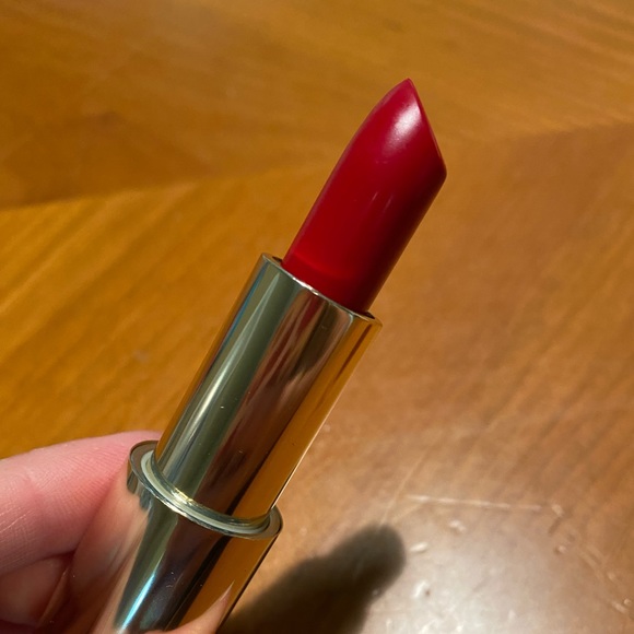 BECCA Ultimate Lipstick Love Ruby - Picture 6 of 16